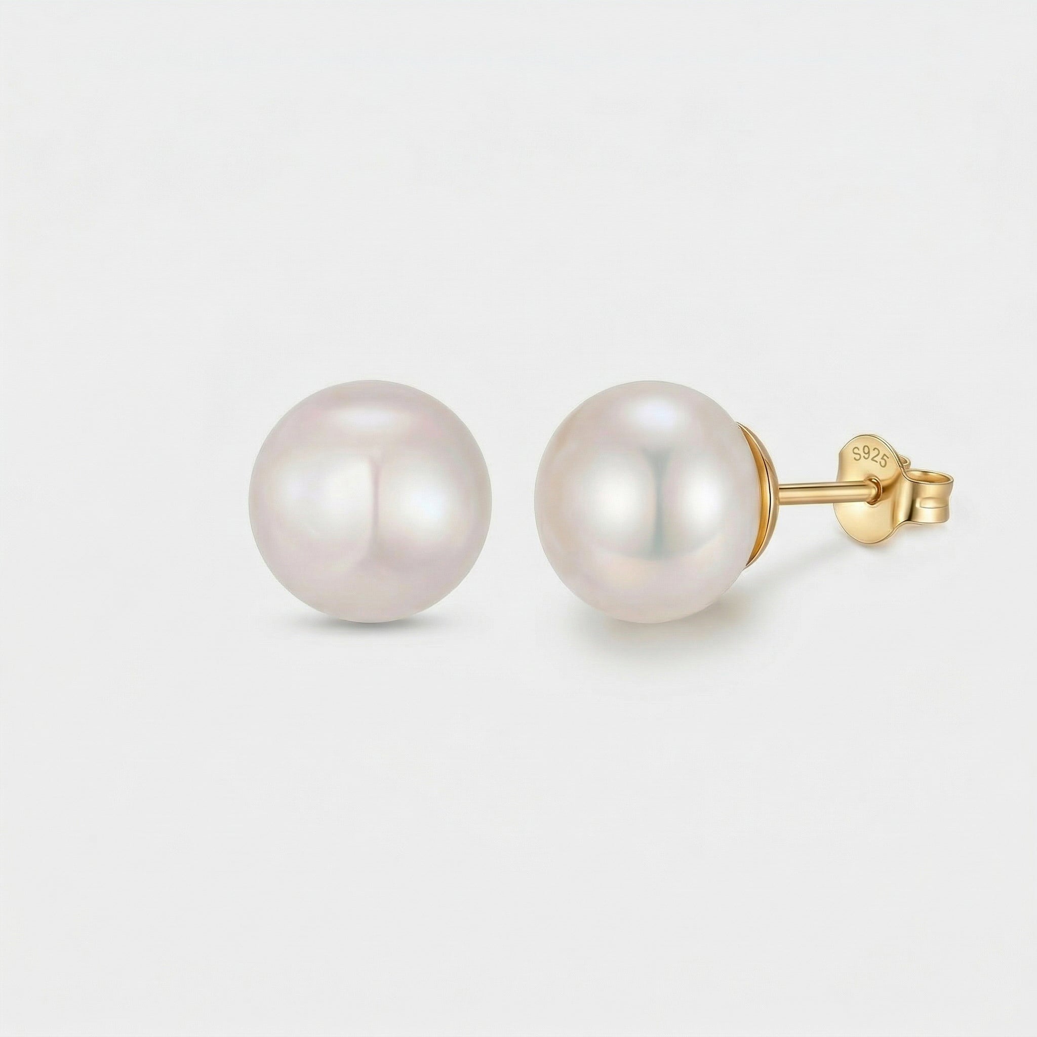 Gold-plated pearl stud earrings