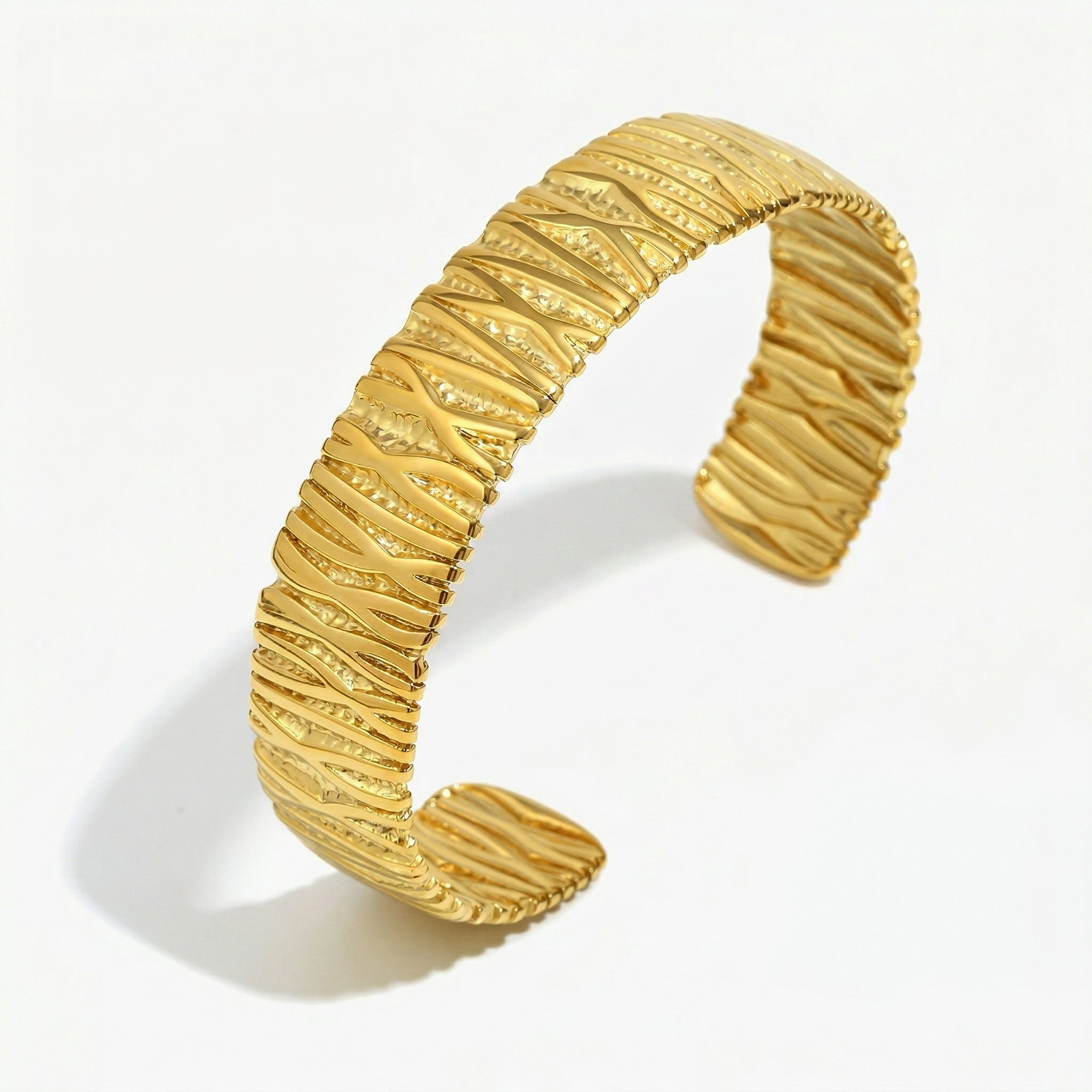 Chunky Hamret Armbånd Guldbelagt