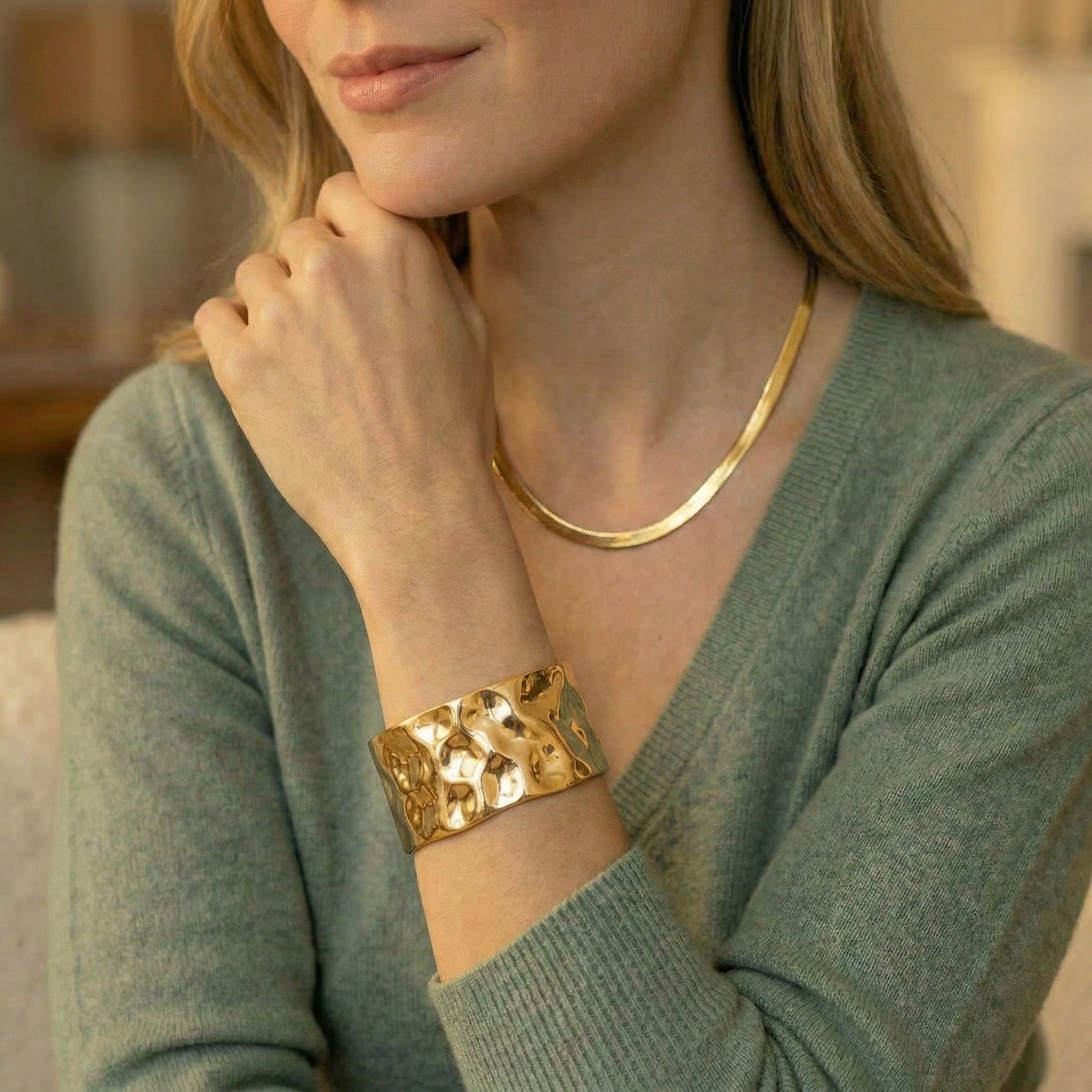 Chunky Molten Bangle Guldbelagt