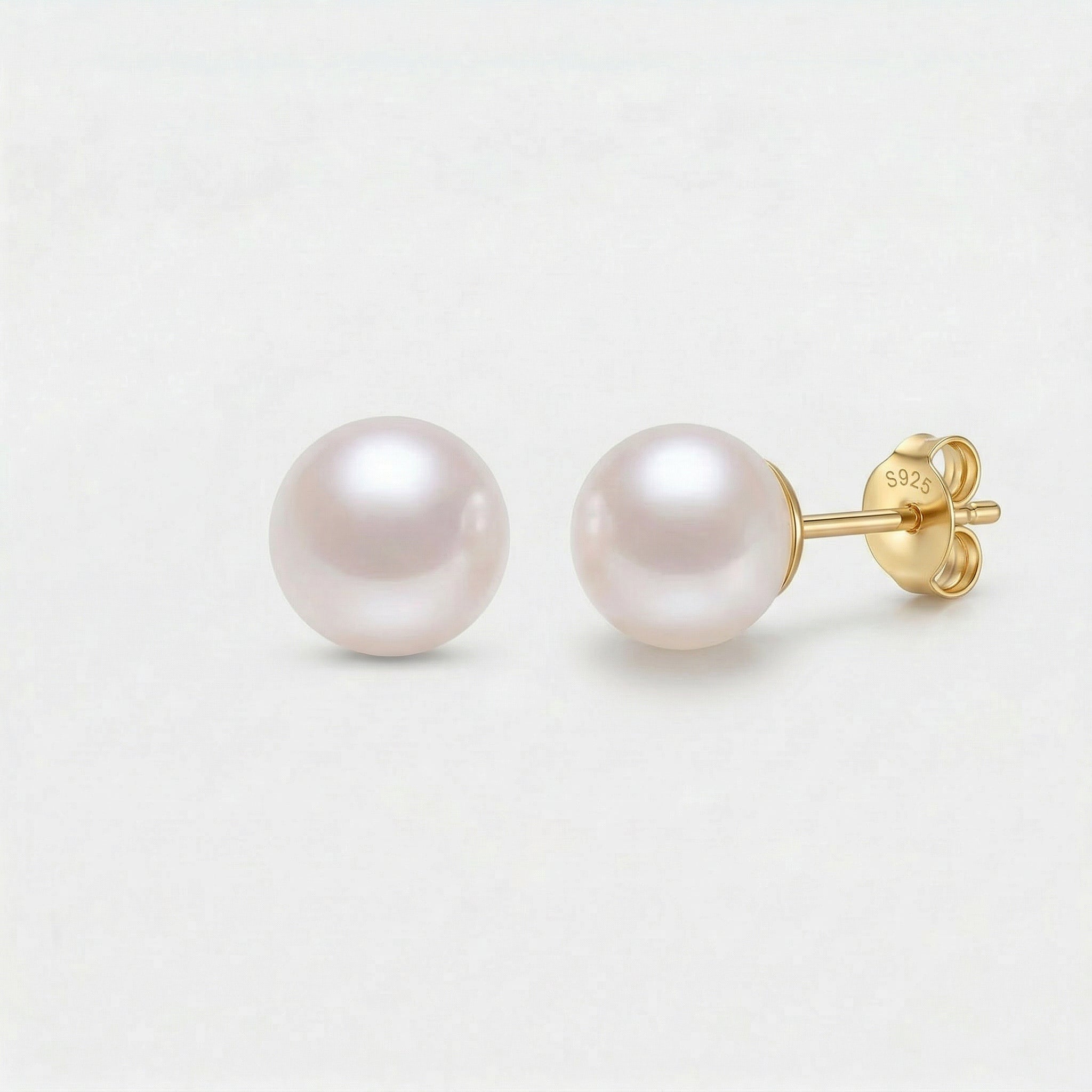 Gold-plated pearl stud earrings