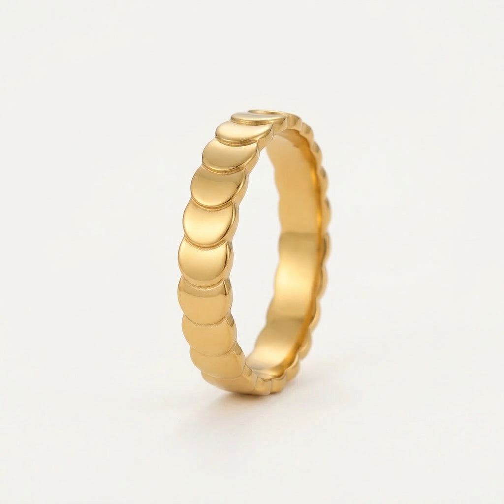 Gold-plated side view of gold scalloped ring
